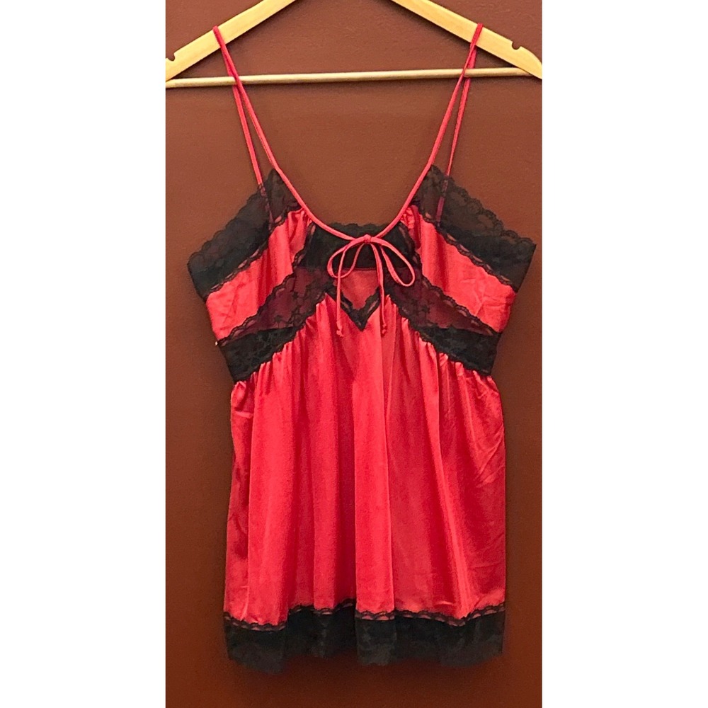 Vintage 90s Style Flair Camisole Top Red Black Lace Coquette Vampy Goth Romantic